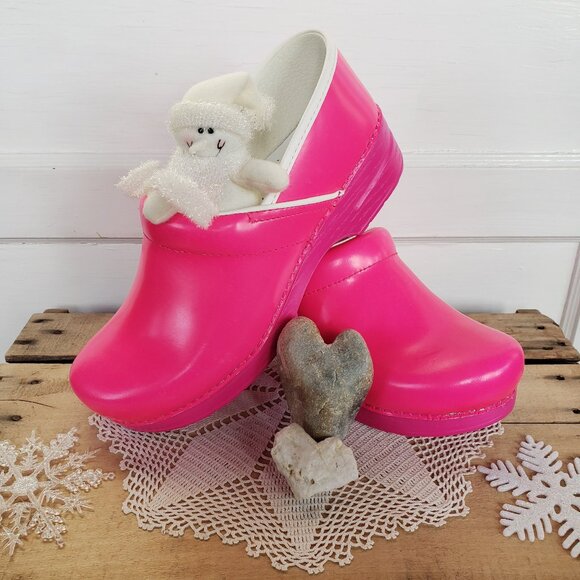 *NEW* Neon Pink Dansko Pro Clogs Leather Bright Boho Cottage Spirited Festive 39 - Picture 8 of 12